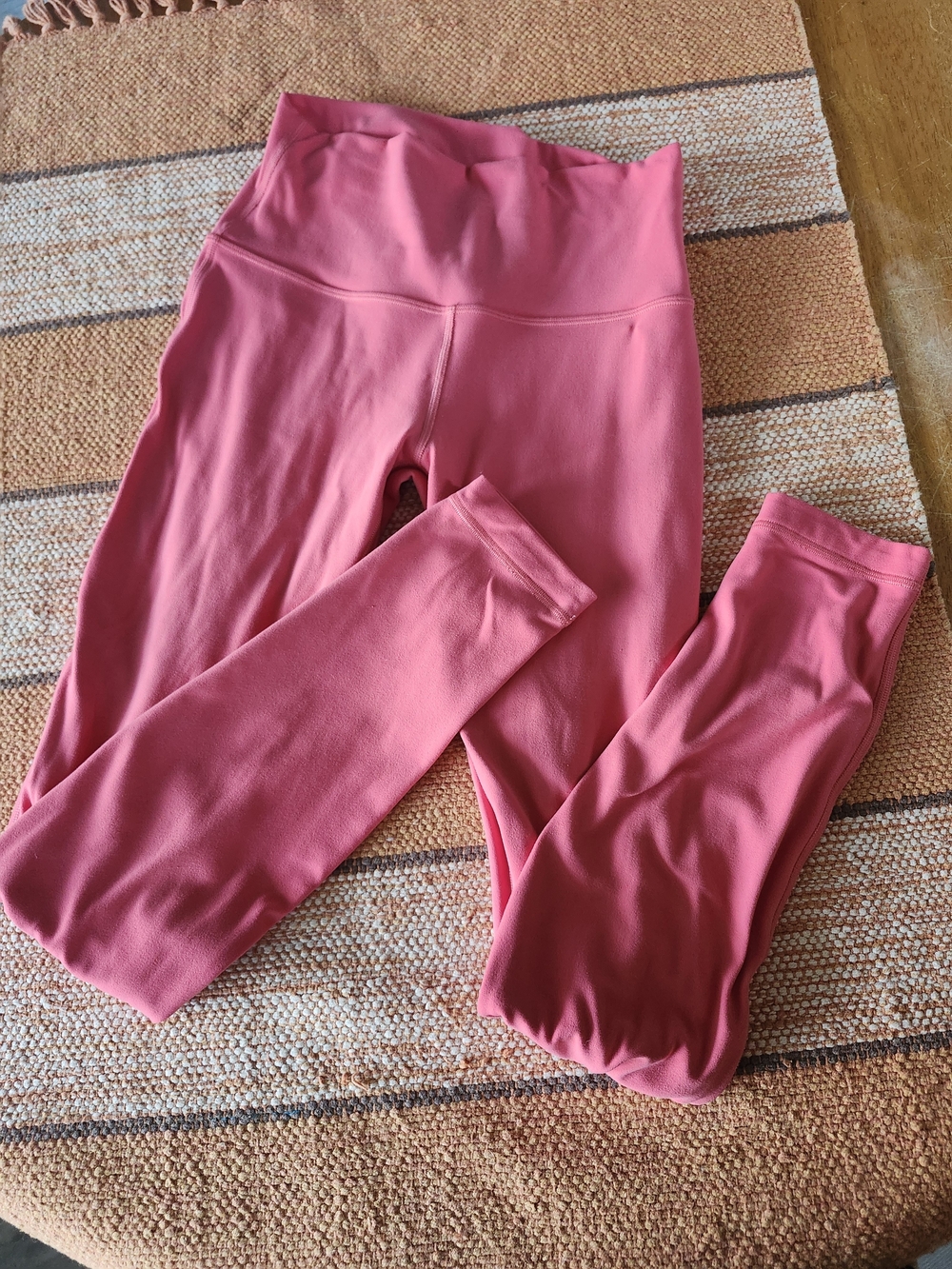 Pink High Rise Lululemon Leggings | Women’s Size 4 | Buttery Soft Seamless Waist